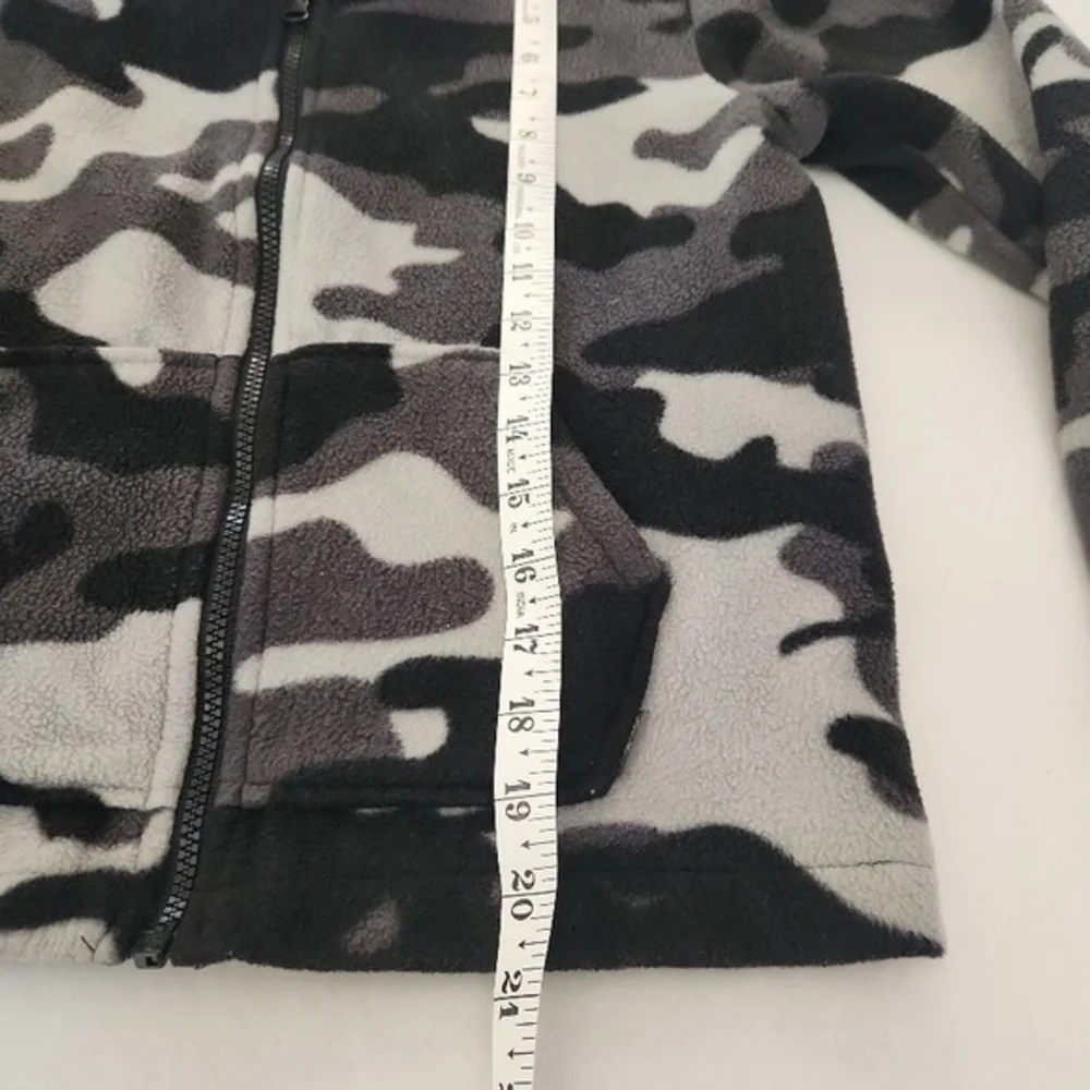 Eddie Bauer Fleece‎ Jacket Kids Size M 10/12 Grey Camo Outdoor Full-Zip Warm - Picture 8 of 8